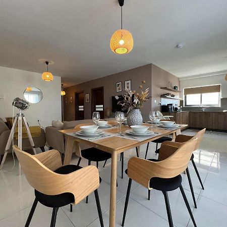 Brand New Apartment 2 Mins From Seafront เซนต์พอลส์เบย์ ภายนอก รูปภาพ
