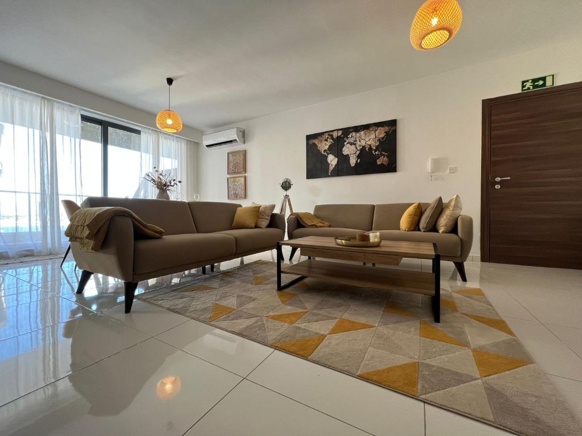 Brand New Apartment 2 Mins From Seafront เซนต์พอลส์เบย์ ภายนอก รูปภาพ