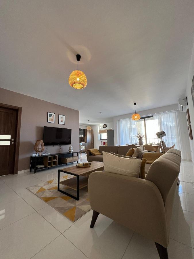 Brand New Apartment 2 Mins From Seafront เซนต์พอลส์เบย์ ภายนอก รูปภาพ