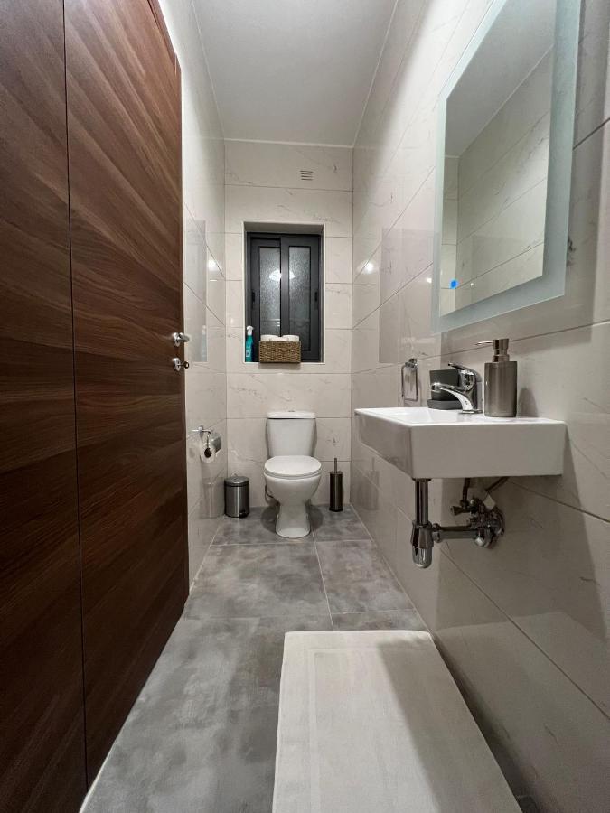 Brand New Apartment 2 Mins From Seafront เซนต์พอลส์เบย์ ภายนอก รูปภาพ