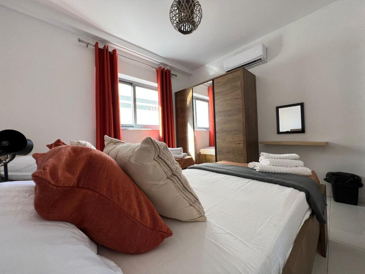 Brand New Apartment 2 Mins From Seafront เซนต์พอลส์เบย์ ภายนอก รูปภาพ
