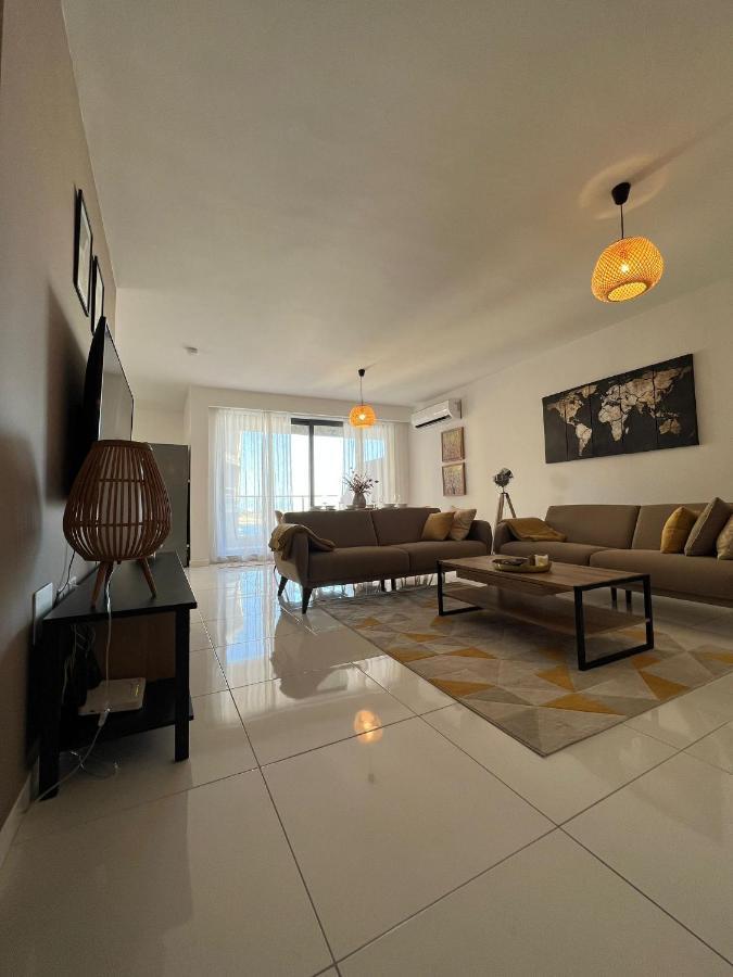 Brand New Apartment 2 Mins From Seafront เซนต์พอลส์เบย์ ภายนอก รูปภาพ